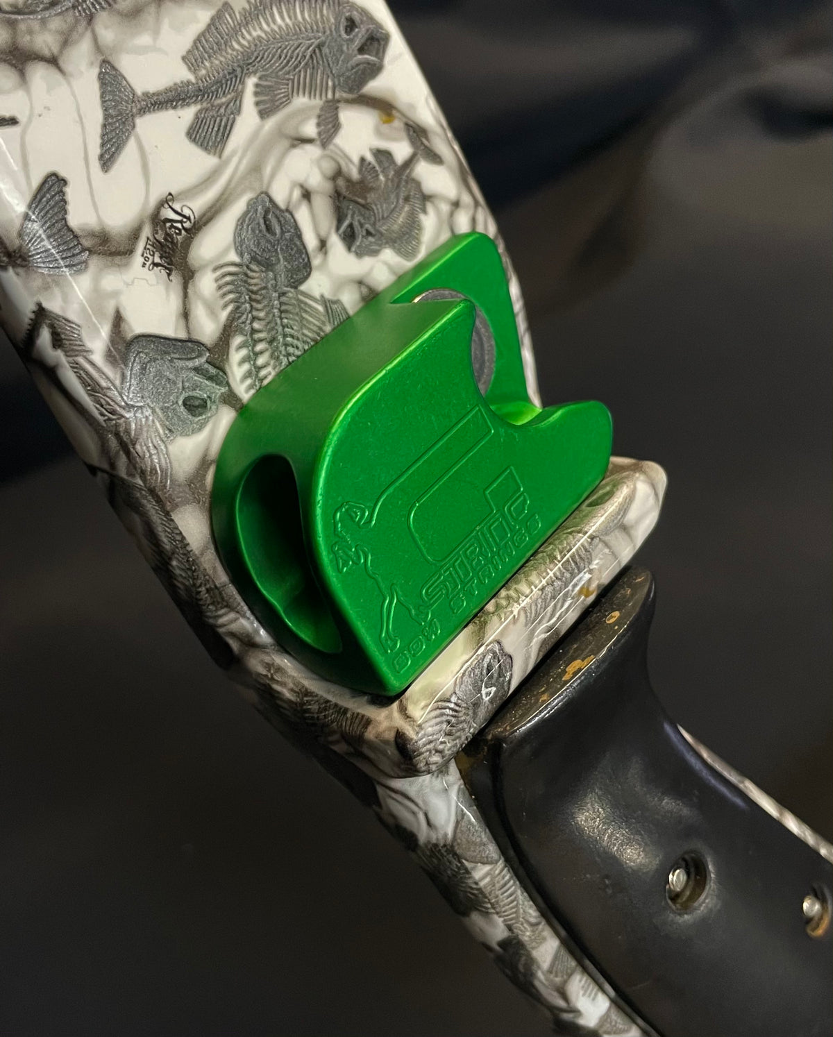 Enclosed Aluminum Rest for Oneida Osprey, Hawk and Talon Bows